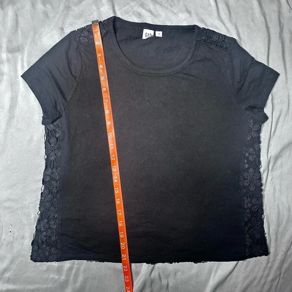 GAP Black Floral Lace Women's Tee - Picture 5 of 8